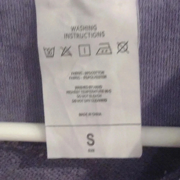 Cactus Plant Flea Market purple smiley face i like you...mens small sweatshirt - Picture 3 of 4